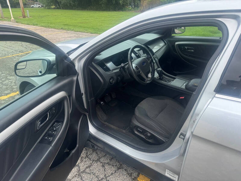 2013 Ford Taurus SEL