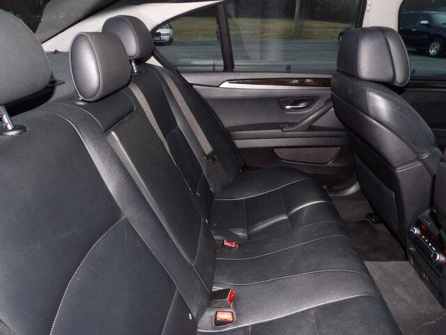 2011 BMW 5 Series 550i