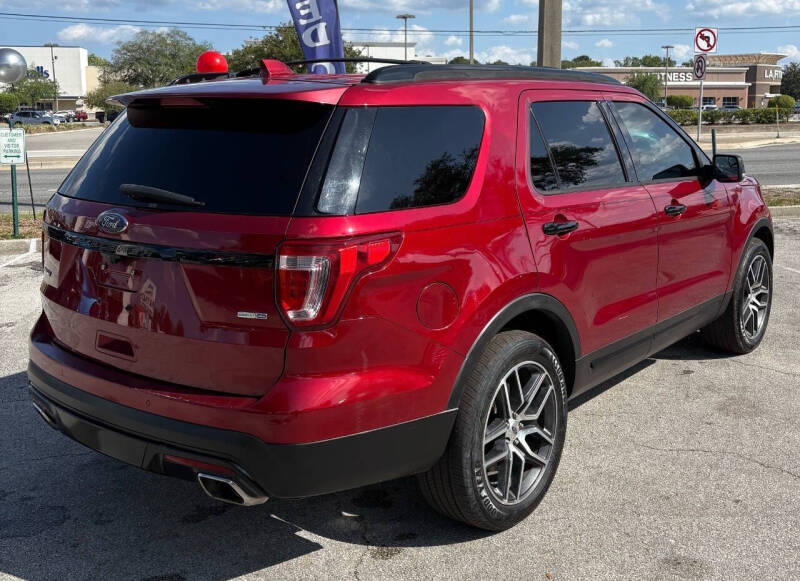 2016 Ford Explorer Sport