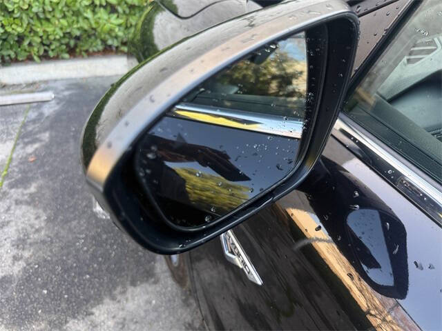 2023 Mitsubishi Outlander PHEV