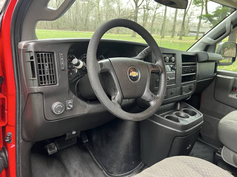 2016 Chevrolet Express 2500