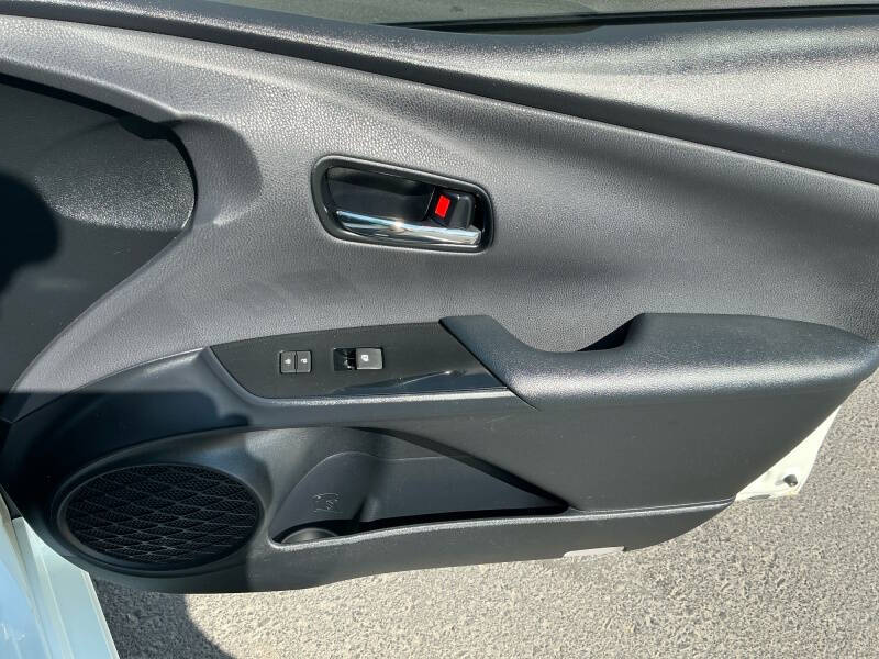 2016 Toyota Prius Four