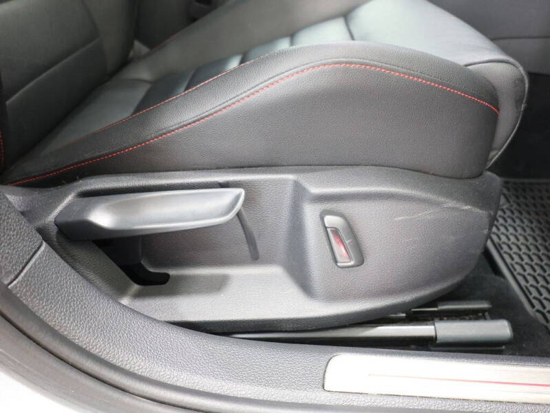 2017 Volkswagen Golf GTI SE