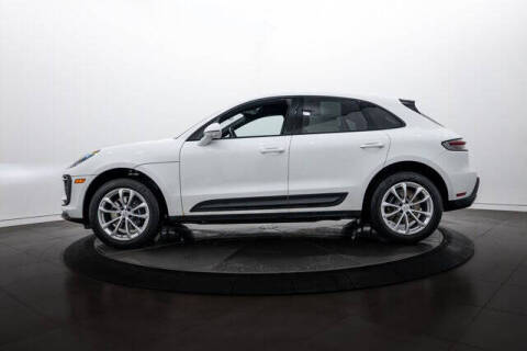 2025 Porsche Macan