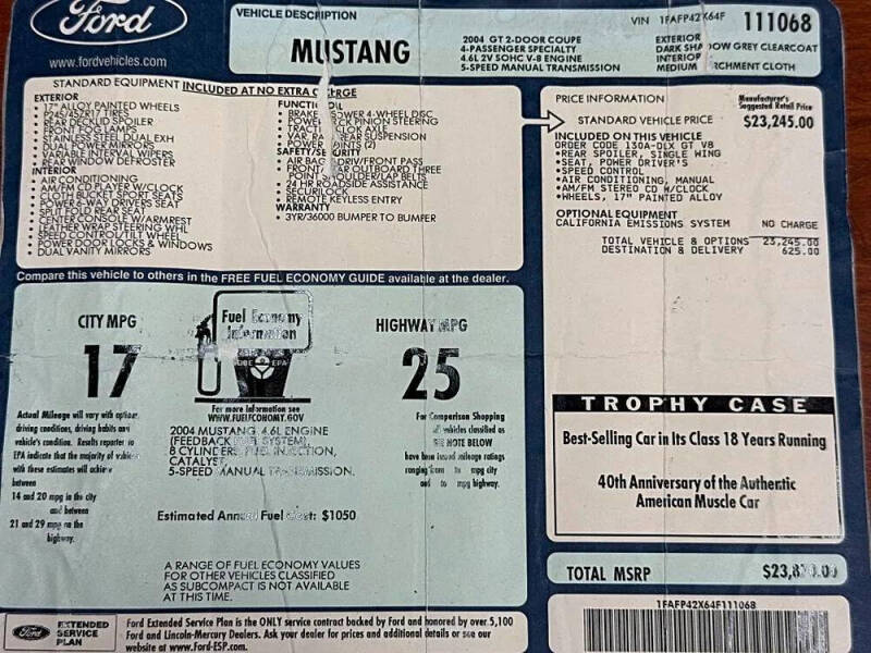 2004 Ford Mustang GT Deluxe