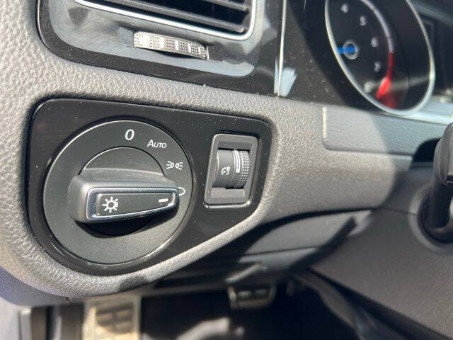 2017 Volkswagen Golf R 4Motion