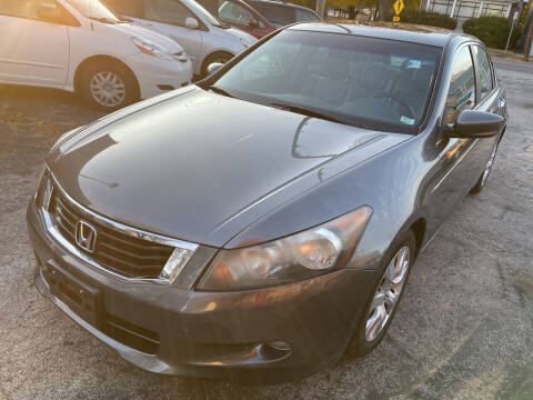 2008 Honda Accord for sale at Best Deal Motors in Saint Charles MO