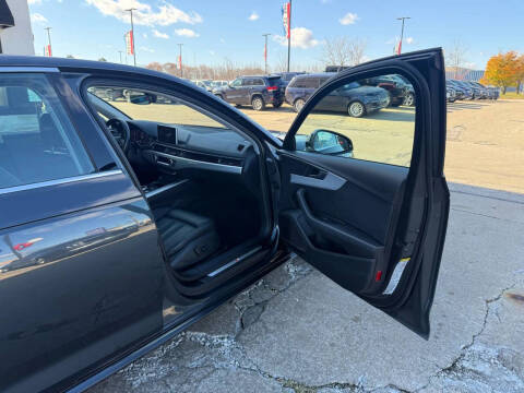 2017 Audi A4 2.0T quattro Premium Plus