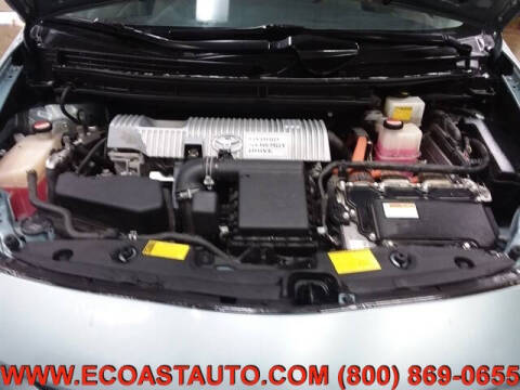 2014 Toyota Prius Two