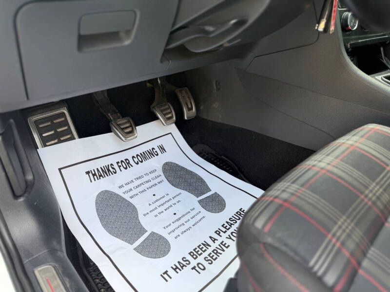 2017 Volkswagen Golf GTI S