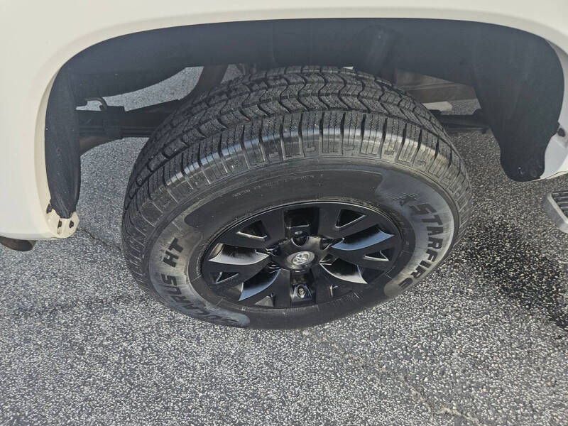 2018 Toyota Tacoma SR5 V6