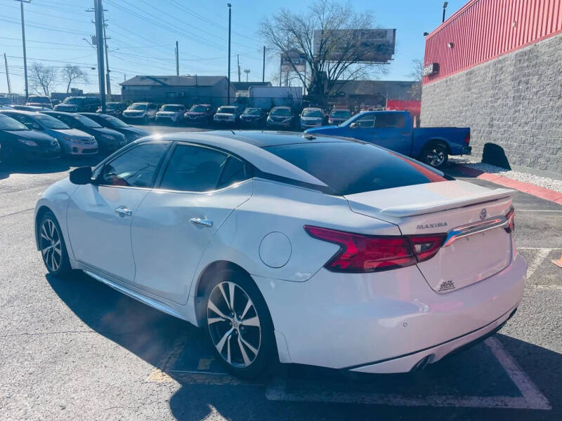 2017 Nissan Maxima