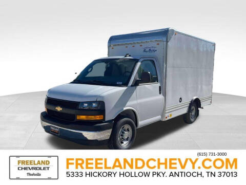 2025 Chevrolet Express 3500