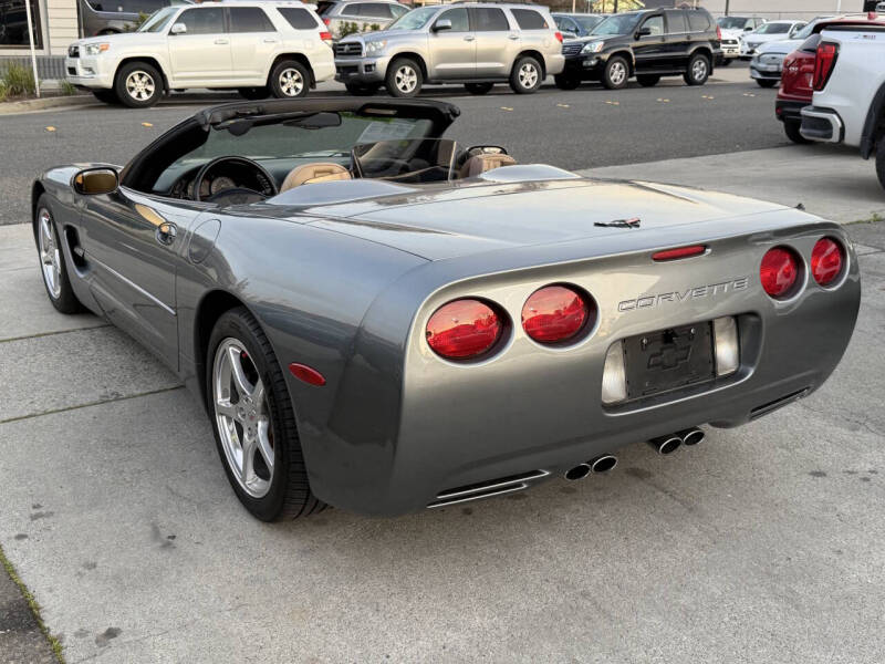 2004 Chevrolet Corvette