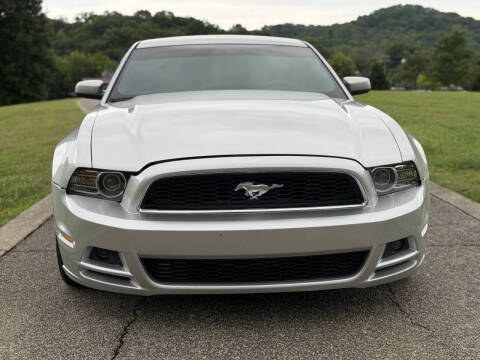 2013 Ford Mustang V6