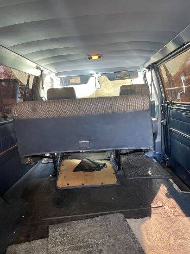 1987 Ford E-150 XLT