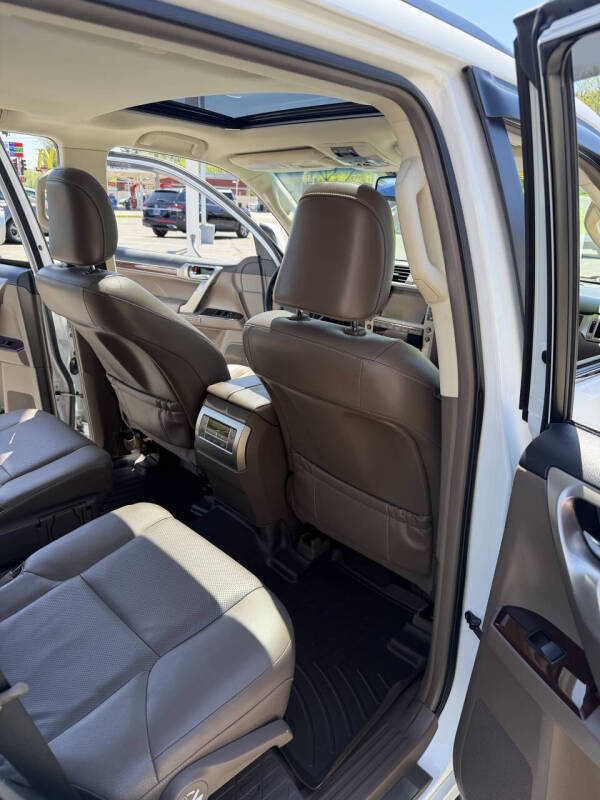 2017 Lexus GX 460