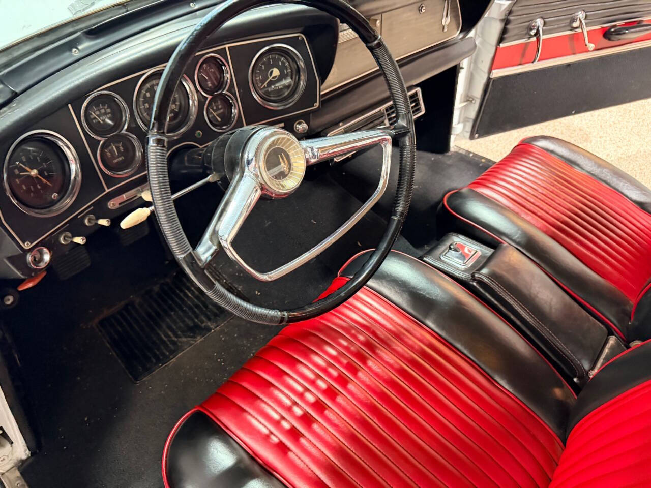 1964 Studebaker Gran Turismo 4