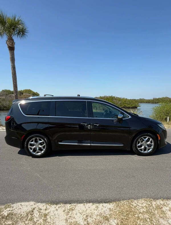 2018 Chrysler Pacifica Limited