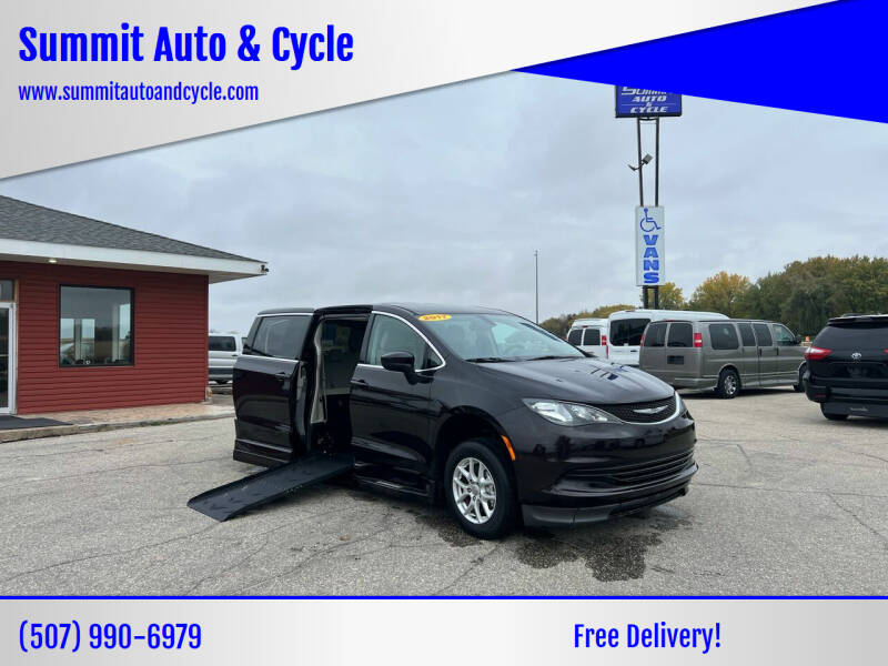 2017 Chrysler Pacifica for sale at Summit Auto & Cycle in Zumbrota MN