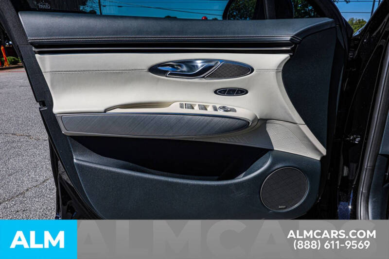 2024 Genesis Electrified GV70