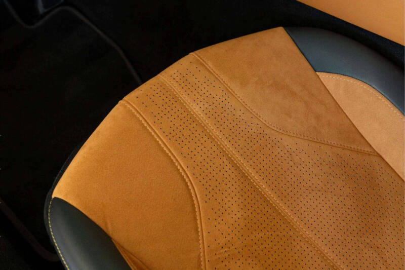 2025 Aston Martin Vantage