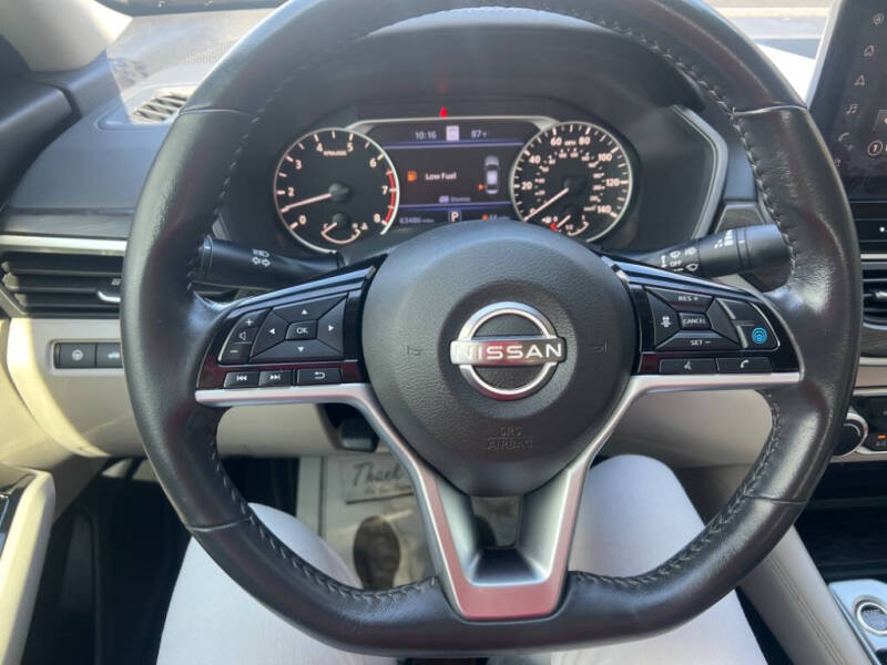 2023 Nissan Altima 2.5 SV