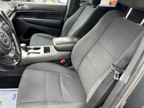 2011 Jeep Grand Cherokee Laredo