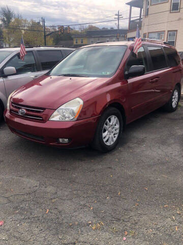 2009 Kia Sedona for sale at KESWICK MOTORS in Glenside PA