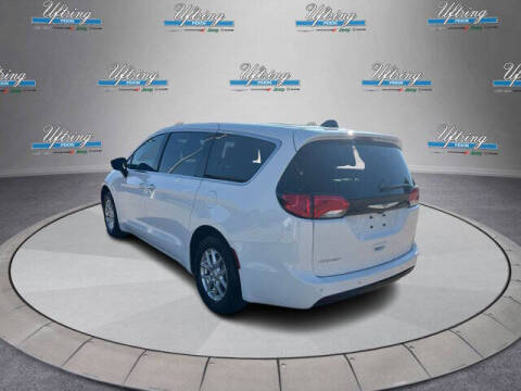 2026 Chrysler Voyager LX