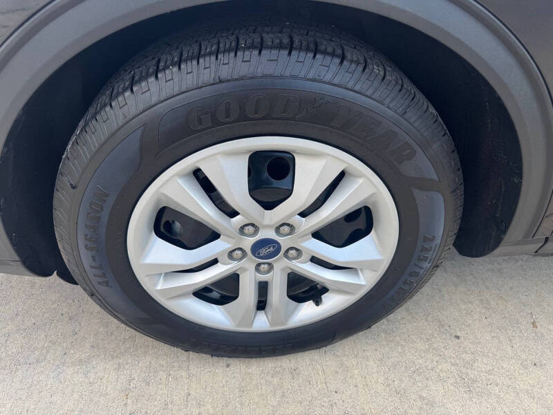 2020 Ford Escape S