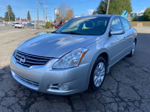 2010 Nissan Altima for sale at Bright Star Motors in Tacoma WA