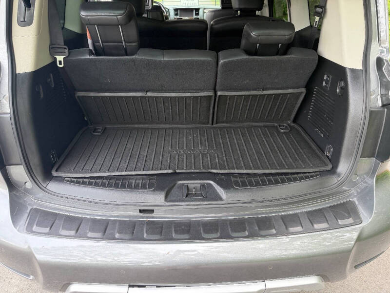 2017 Nissan Armada Platinum