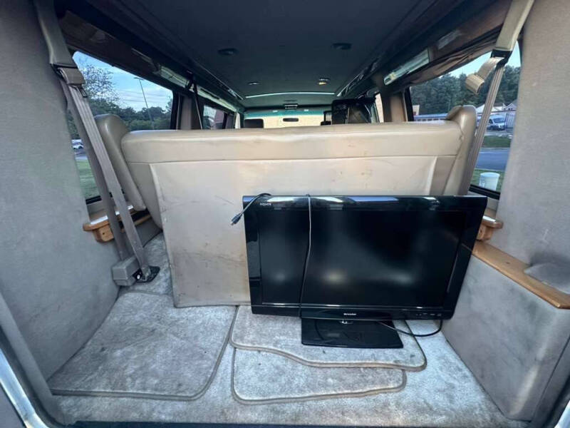 2001 Ford E-Series E-250