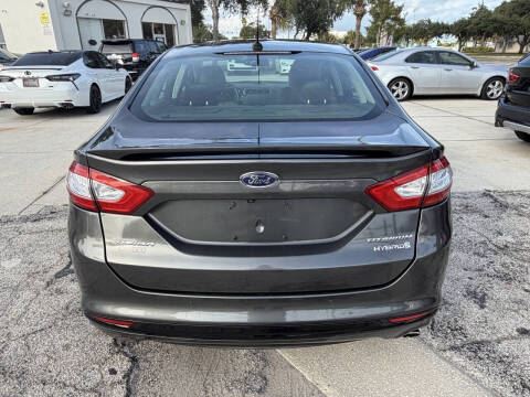 2016 Ford Fusion Hybrid Titanium
