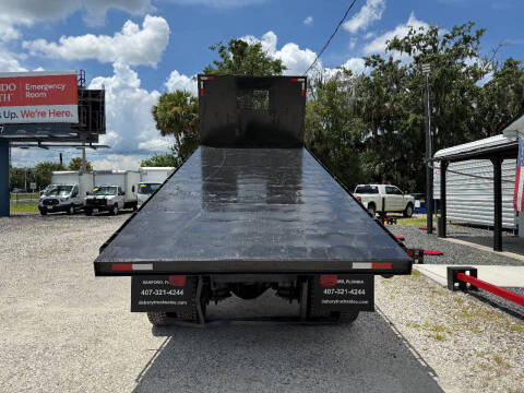 2017 Freightliner M2 106