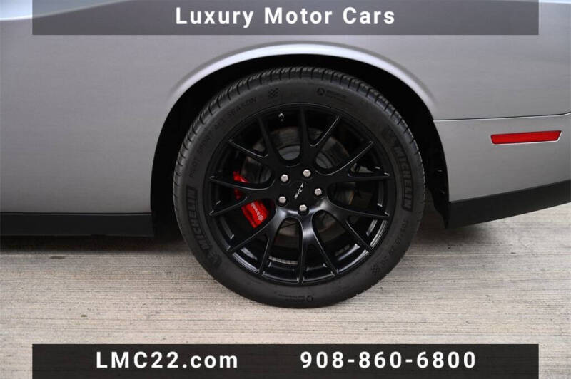 2015 Dodge Challenger SRT Hellcat