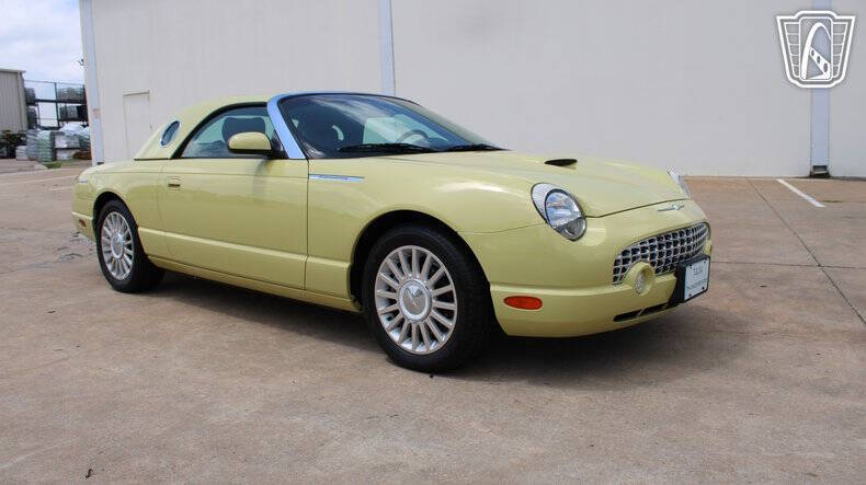 2005 Ford Thunderbird