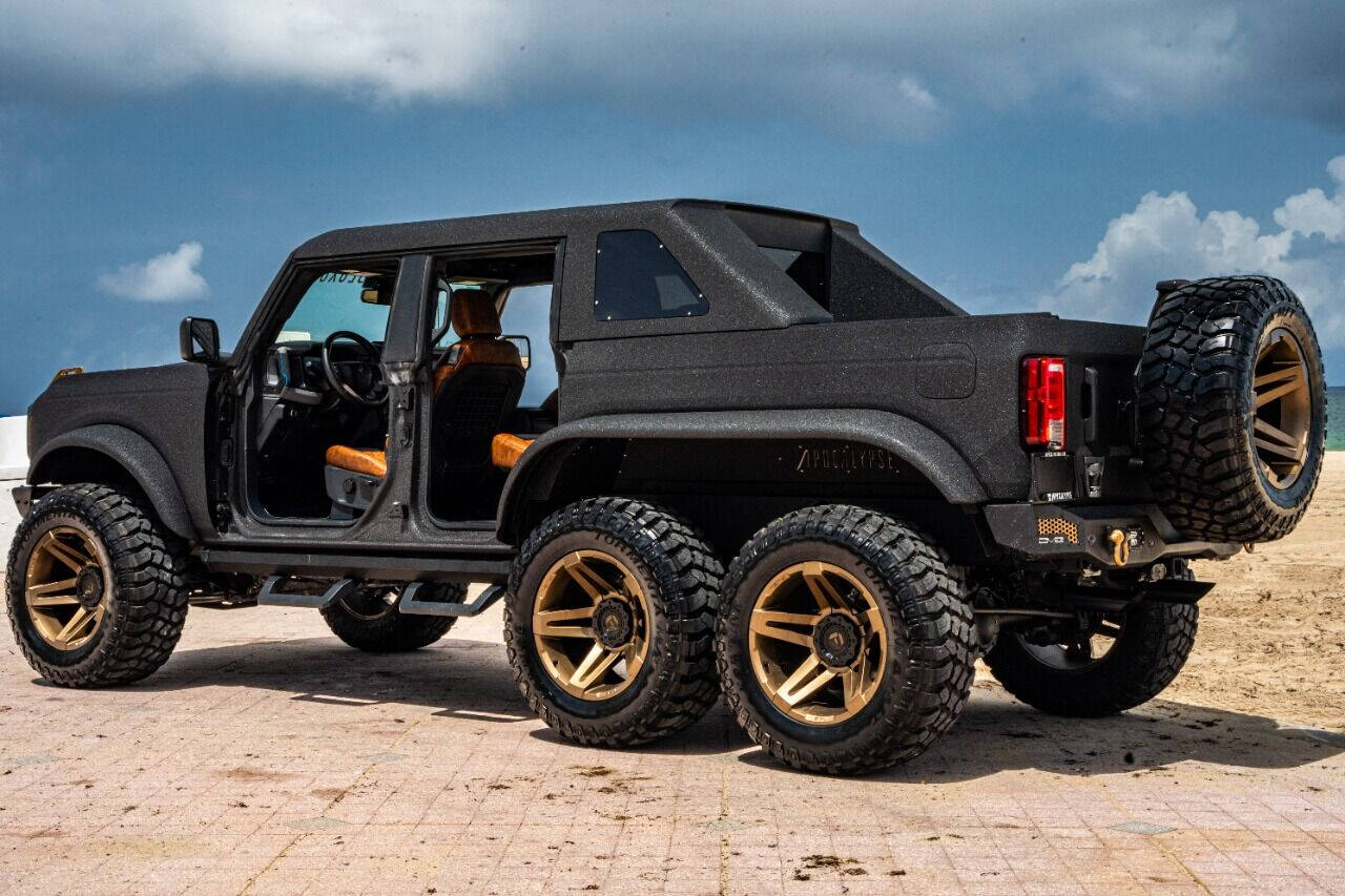 2023 FORD Bronco SUV / Crossover - $154,999