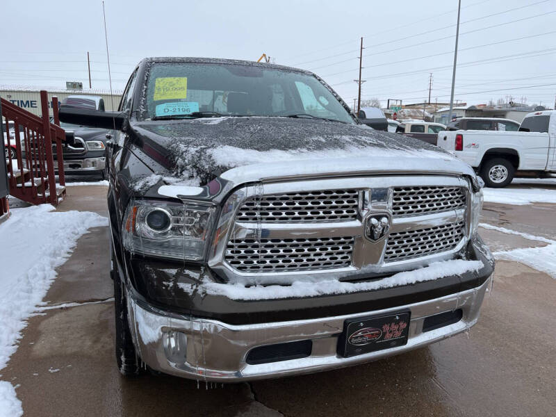 2014 RAM Ram 1500 Pickup Laramie photo 3