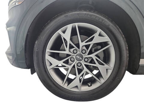 2022 Genesis GV70 2.5T Standard