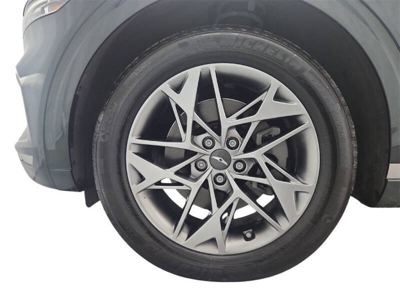 2022 Genesis GV70 2.5T Standard