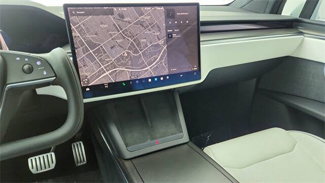 2024 Tesla Model X Plaid