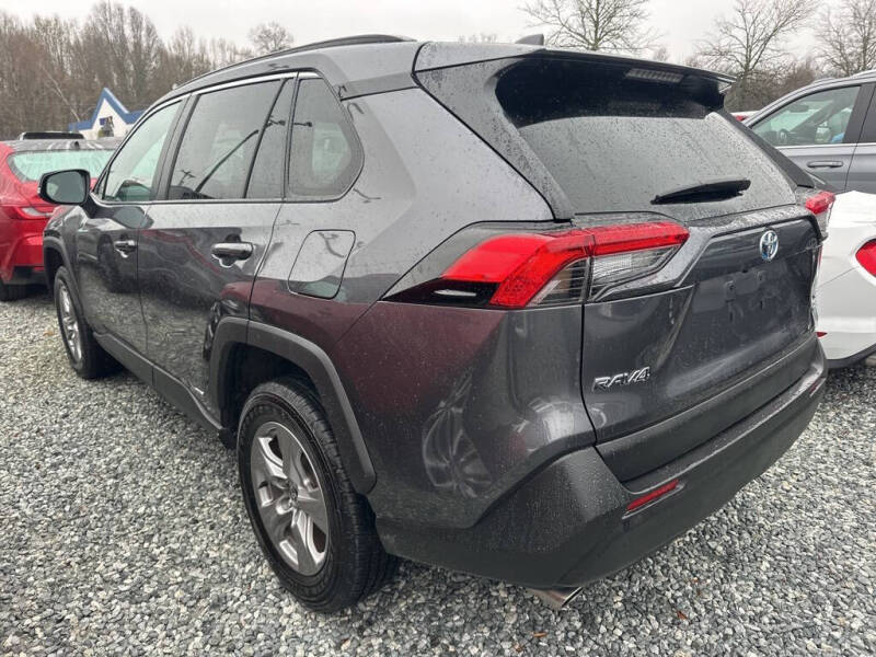 2024 Toyota RAV4 Hybrid XLE