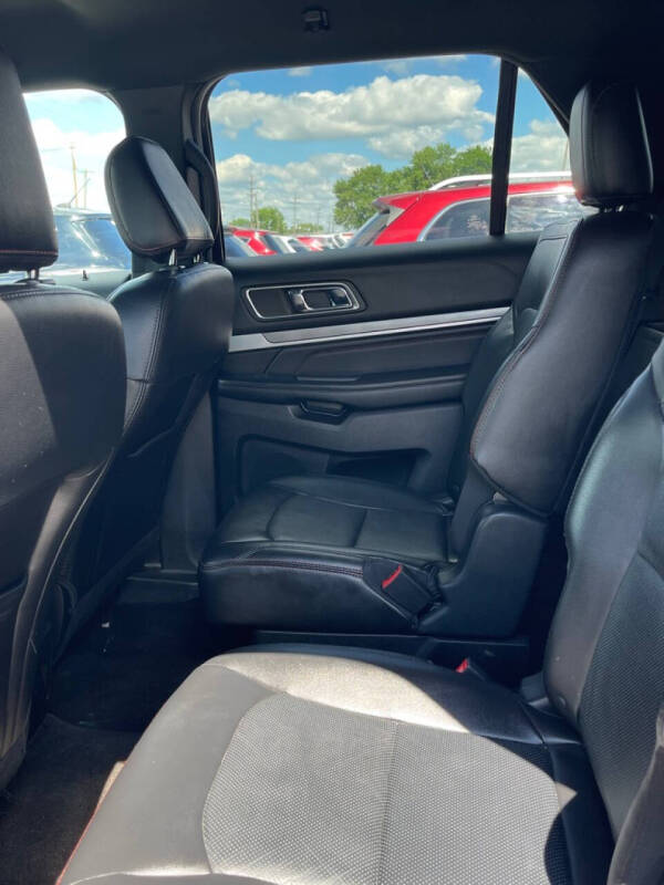 2018 Ford Explorer Sport