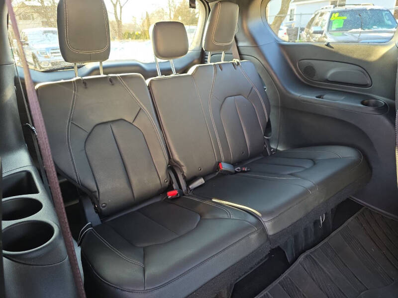 2020 Chrysler Pacifica Touring L Plus