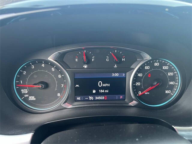 2022 Chevrolet Traverse LT Leather