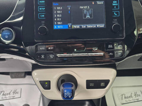 2016 Toyota Prius Two