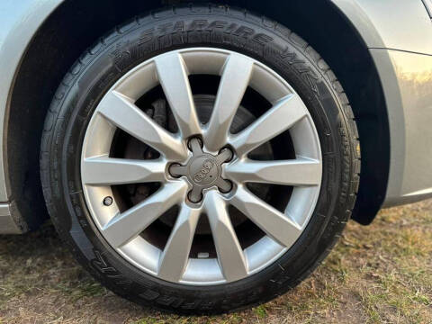 2010 Audi A4 2.0T quattro Premium Plus