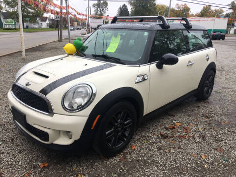 2012 MINI Cooper Clubman for sale at Antique Motors in Plymouth IN
